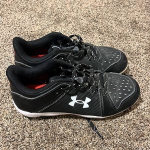Under Armour Leadoff Baseball shoes - boys
